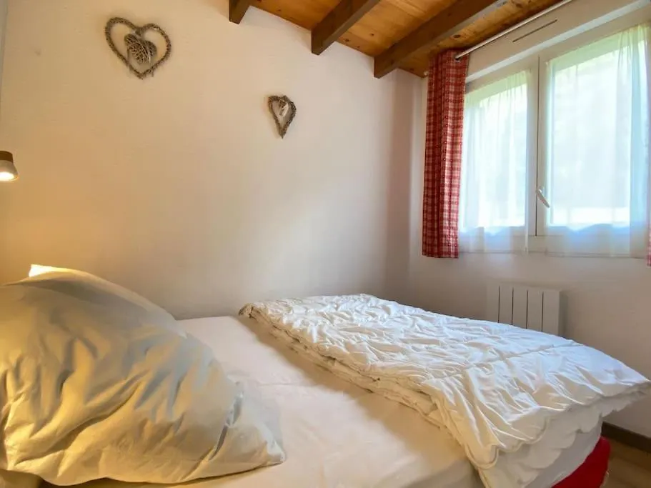 Apartment Le Chalet 102. 3 Chambres. Terrasse. Parking. Wifi Cauterets